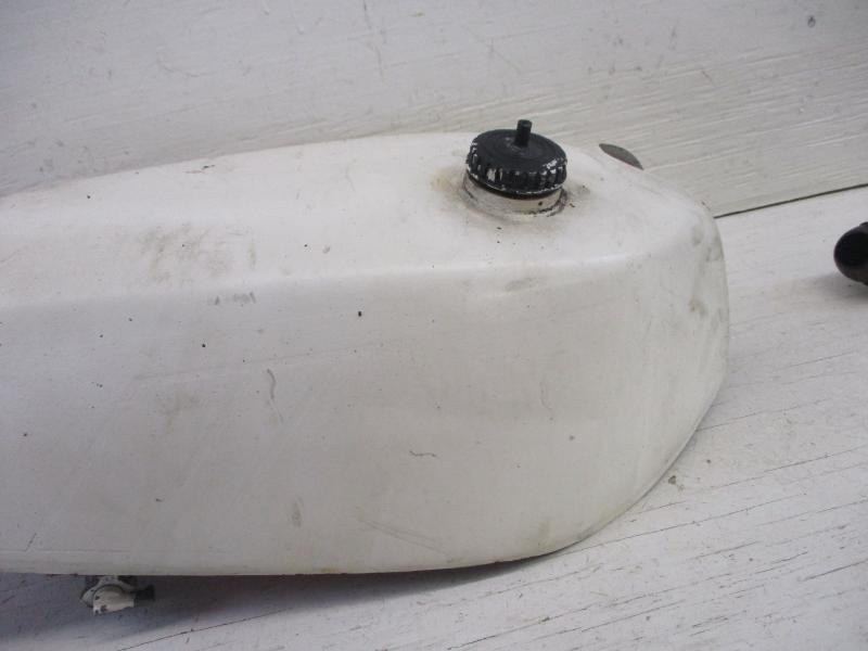 1978 Yamaha DT 250 Gas Fuel Tank 1M1-24110-00-07 - cyclesrus.net